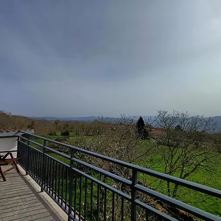 Ribeira Sacra Apartment